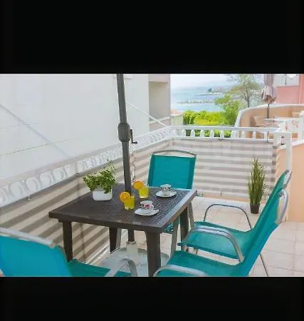 Apartment Ino *